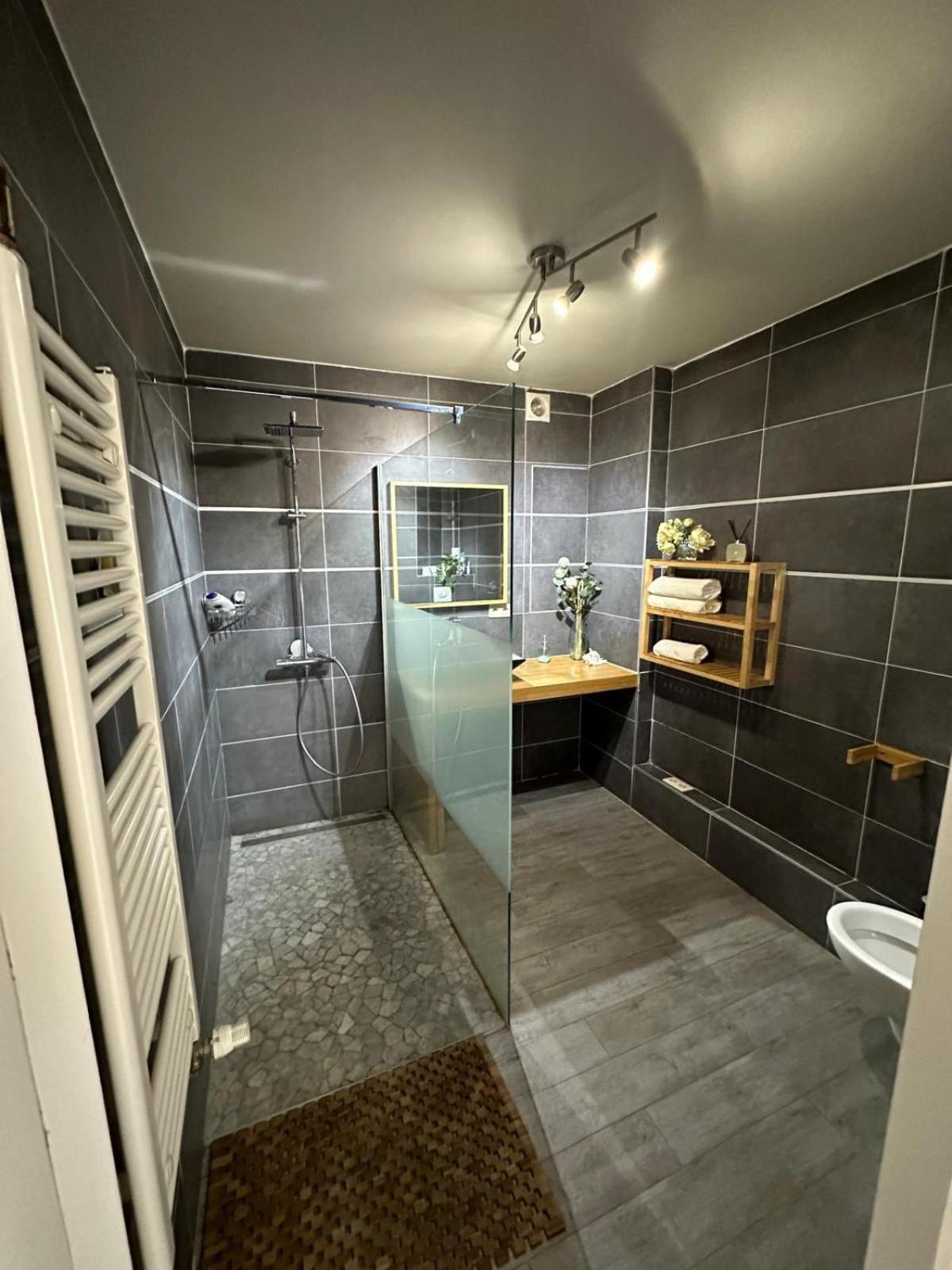 Air Bey Penthouse Apartment Brussel Bagian luar foto
